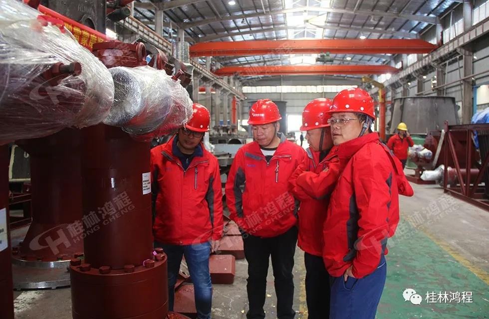 桂林鴻程首臺HC3000全球大型雷蒙磨正式投入市場 桂林鴻程首臺HC3000全球大型雷蒙磨正式投入市場